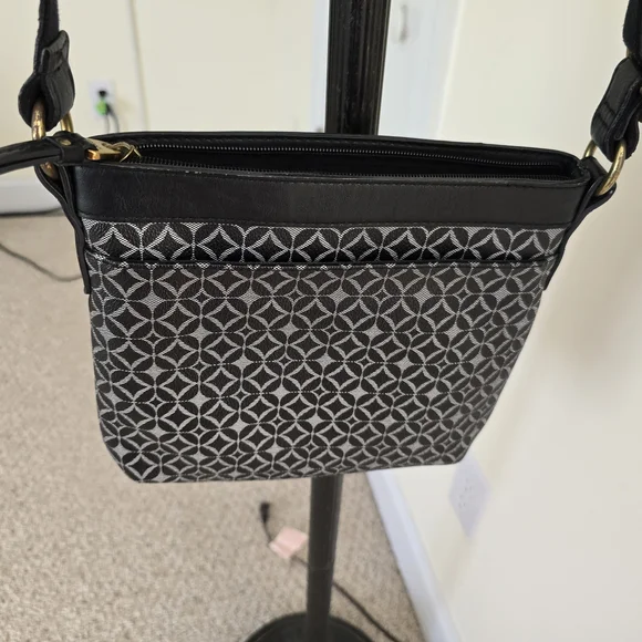 Fossil Black and Gray Crossbody Bag - Picture 5 of 14